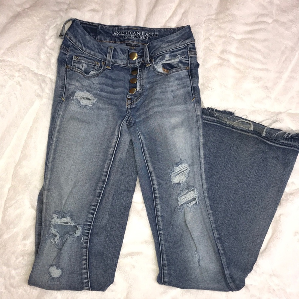 American eagle distressed jeans
